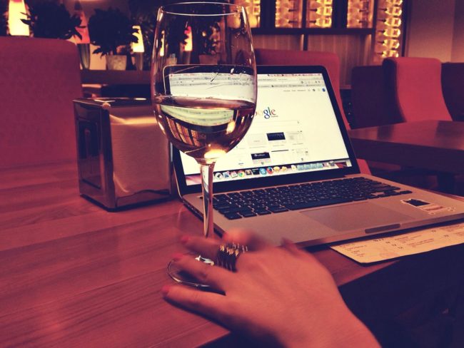 macbook-925914_960_720